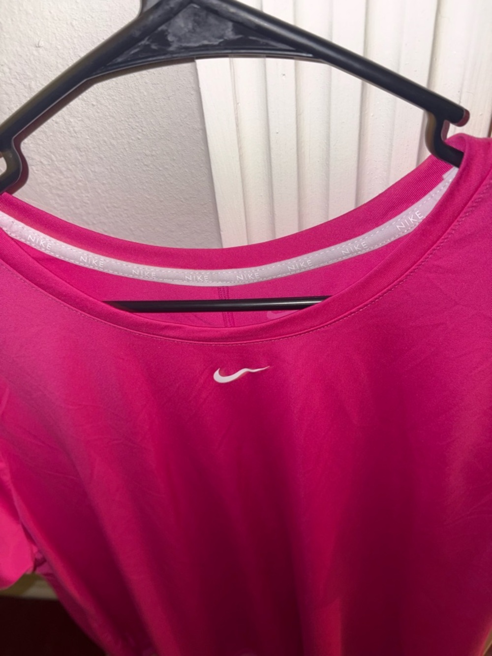 Nike Women’s Bright Pink Short Sleeve Athletic Tee